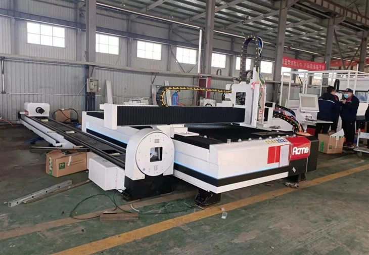 1000W Combined Laser Cutting Machine 1000W Combined Laser Cutting Machine